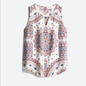 Sleeveless printed top